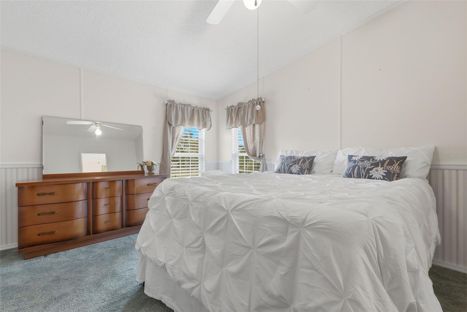 266 DOUGLAS PARK AVE, DAVENPORT, FL, 33897