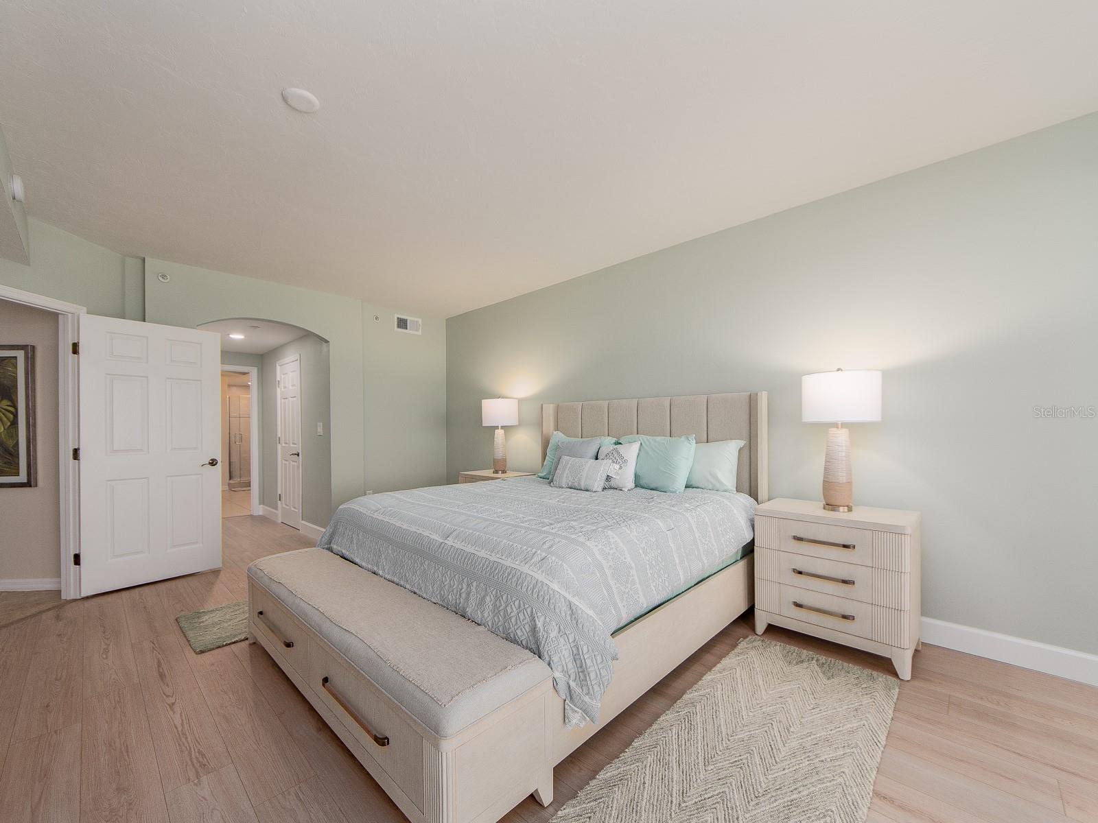 1370 GULF BLVD #402, CLEARWATER, FL, 33767