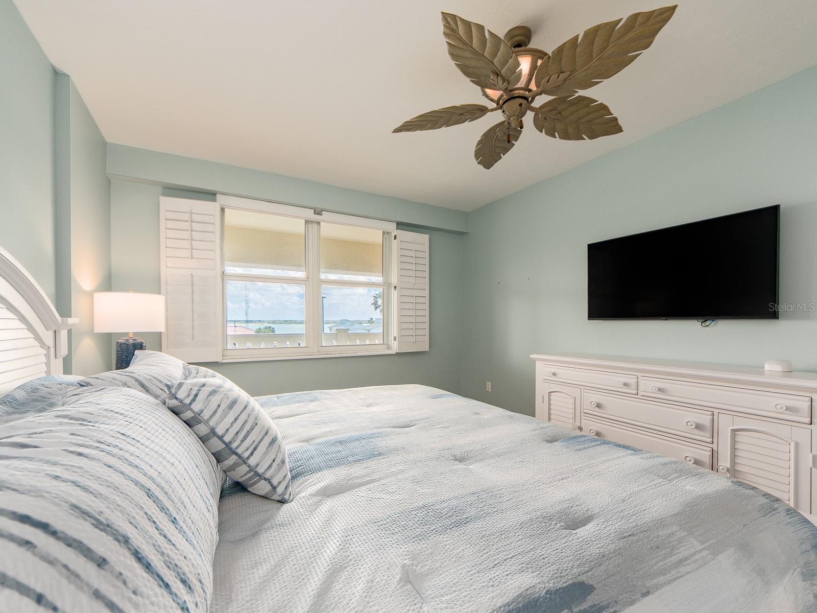 1370 GULF BLVD #402, CLEARWATER, FL, 33767