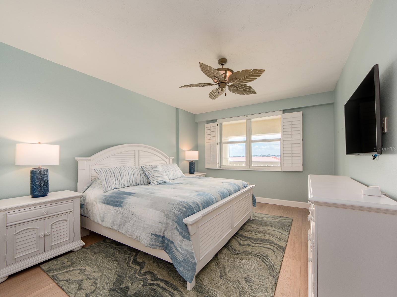 1370 GULF BLVD #402, CLEARWATER, FL, 33767