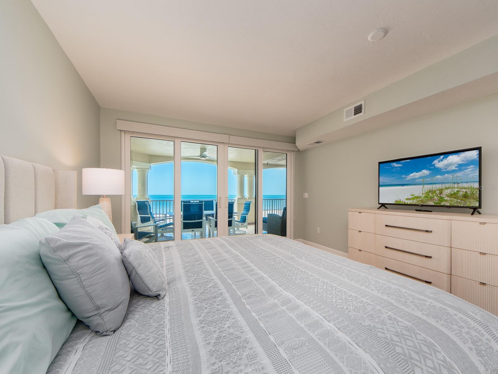 1370 GULF BLVD #402, CLEARWATER, FL, 33767