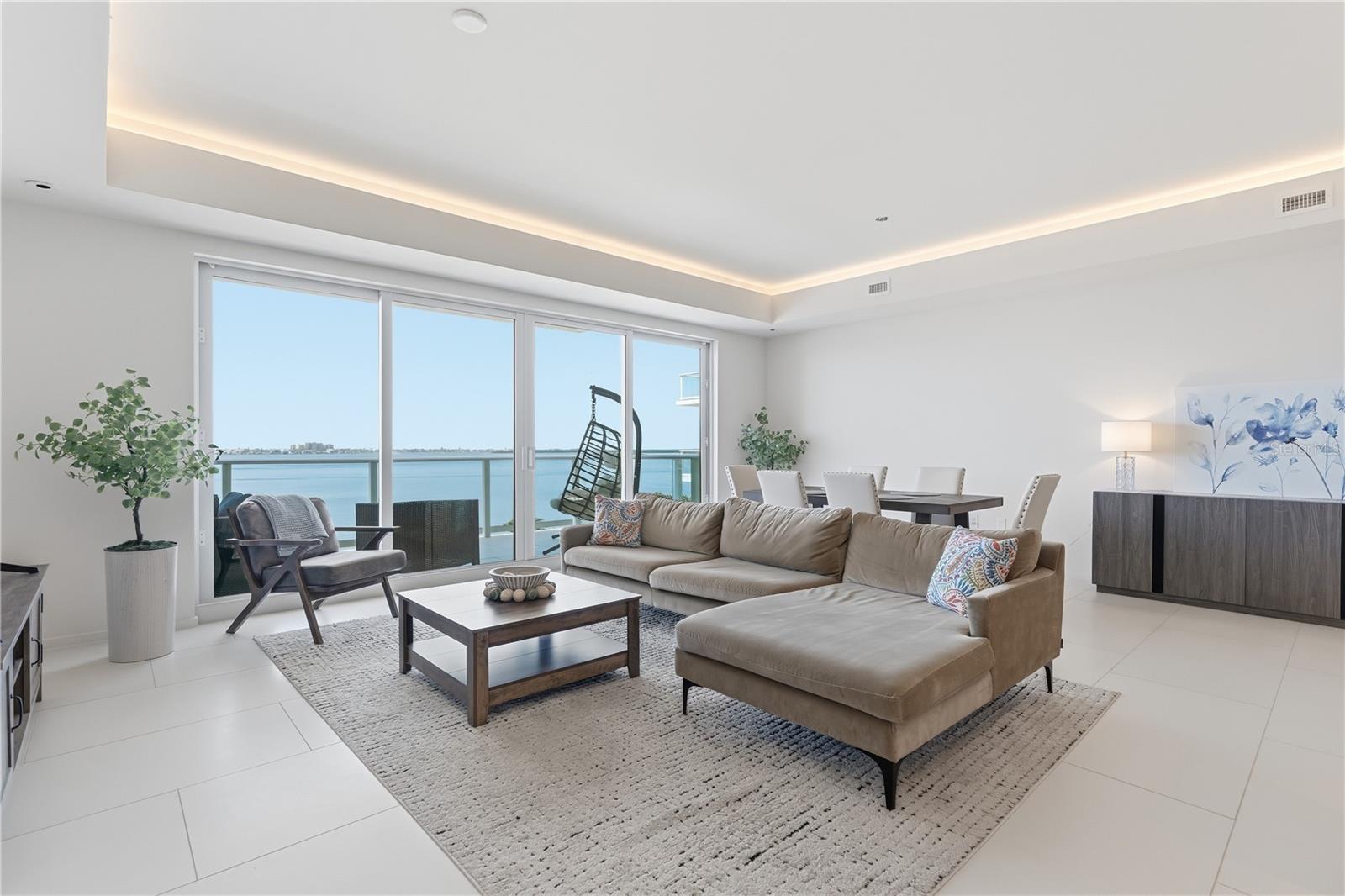 1020 SUNSET POINT RD #505, CLEARWATER, FL, 33755