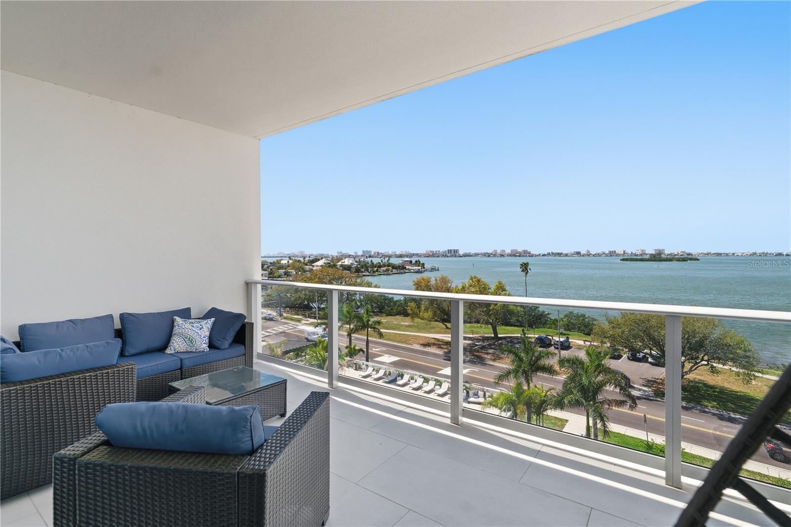 1020 SUNSET POINT RD #505, CLEARWATER, FL, 33755