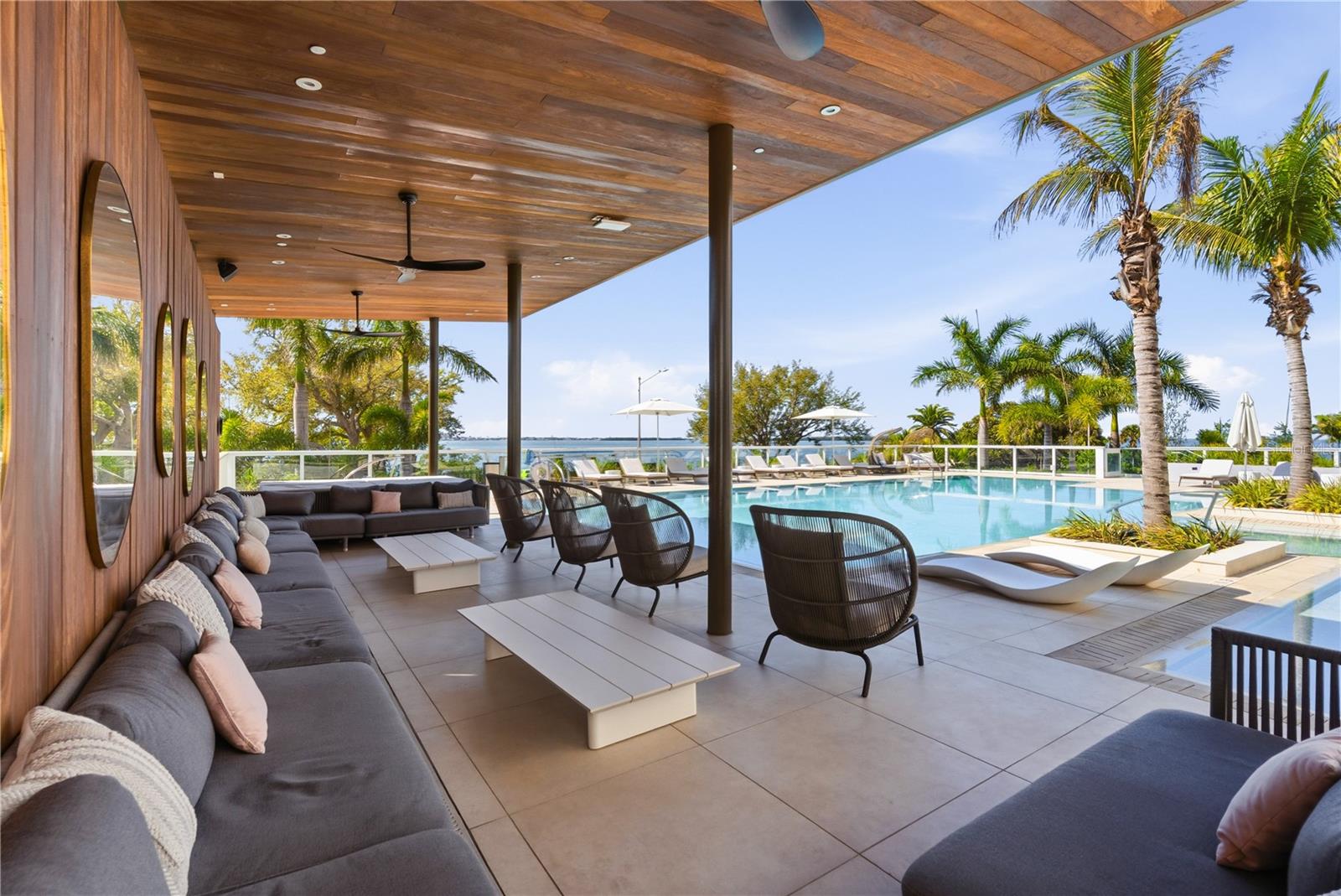 1020 SUNSET POINT RD #505, CLEARWATER, FL, 33755