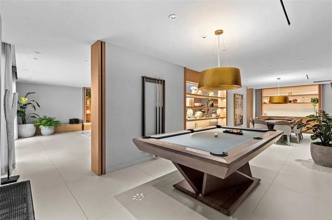 1020 SUNSET POINT RD #505, CLEARWATER, FL, 33755