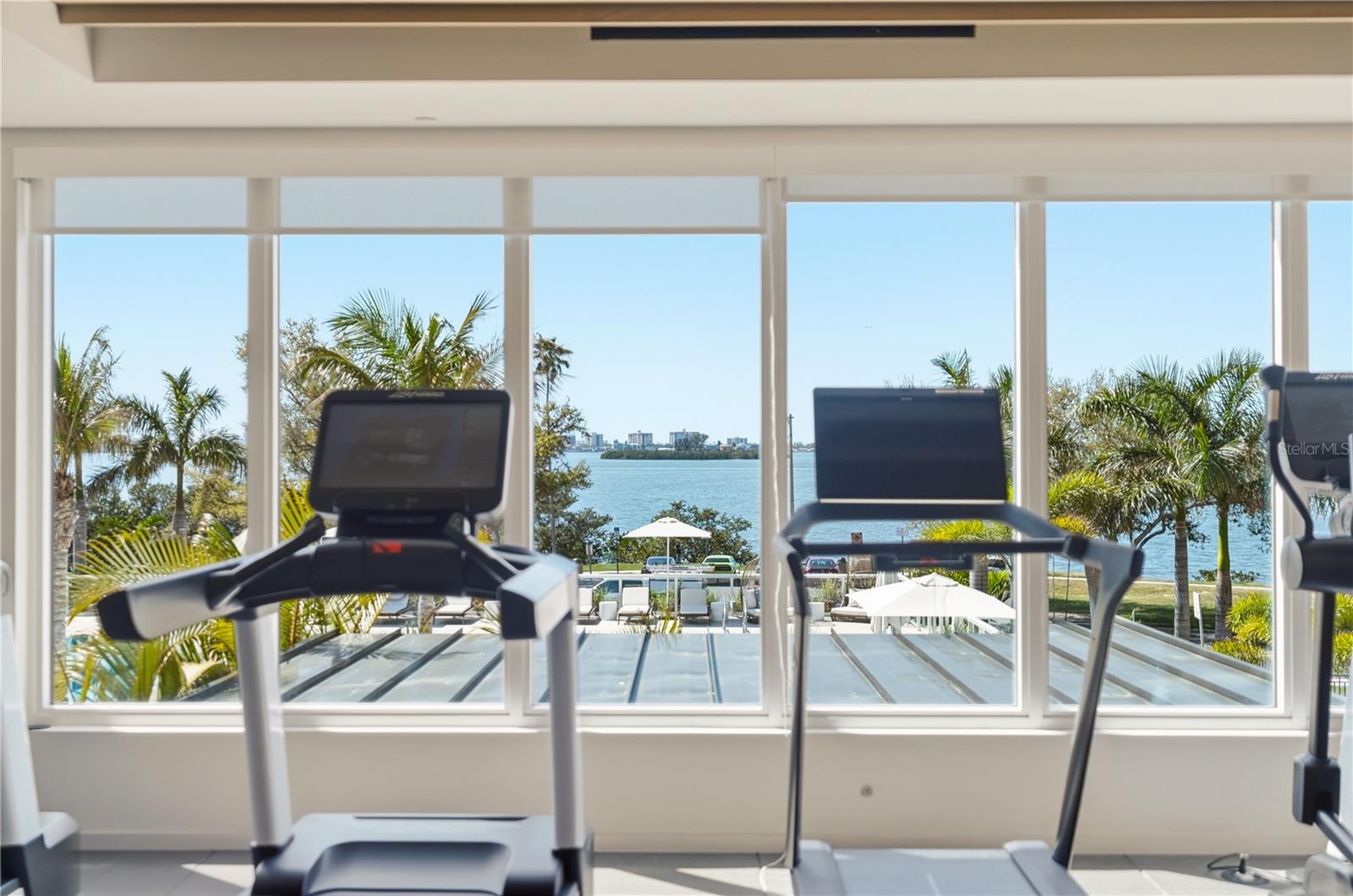 1020 SUNSET POINT RD #505, CLEARWATER, FL, 33755