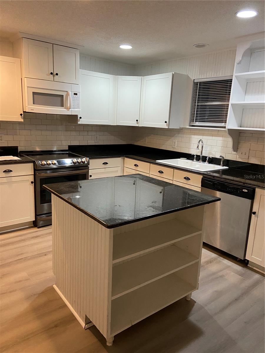 5612 16TH ST, ZEPHYRHILLS, FL, 33542