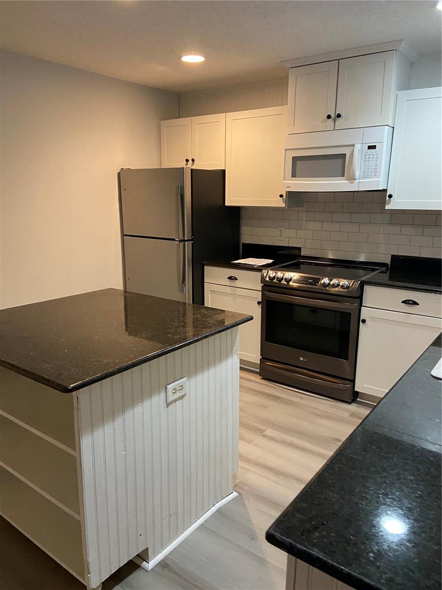 5612 16TH ST, ZEPHYRHILLS, FL, 33542