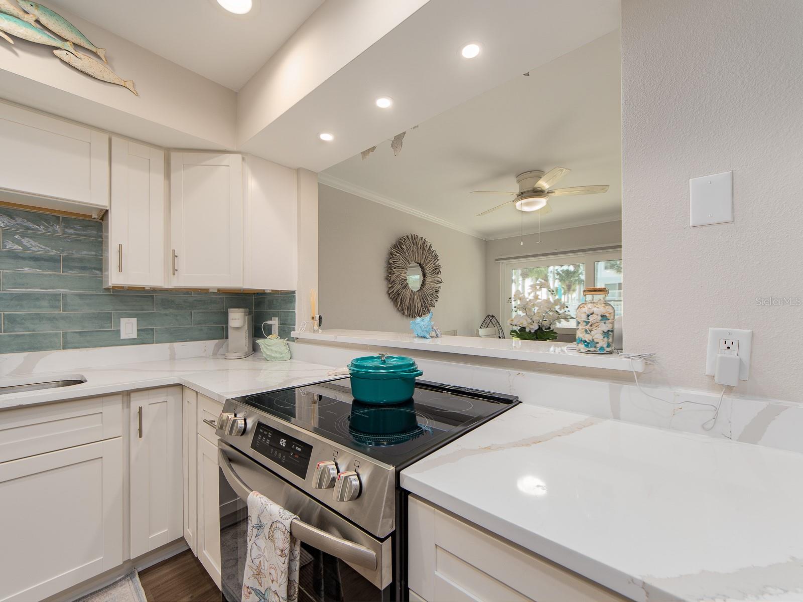 1401 GULF BLVD #117, CLEARWATER BEACH, FL, 33767