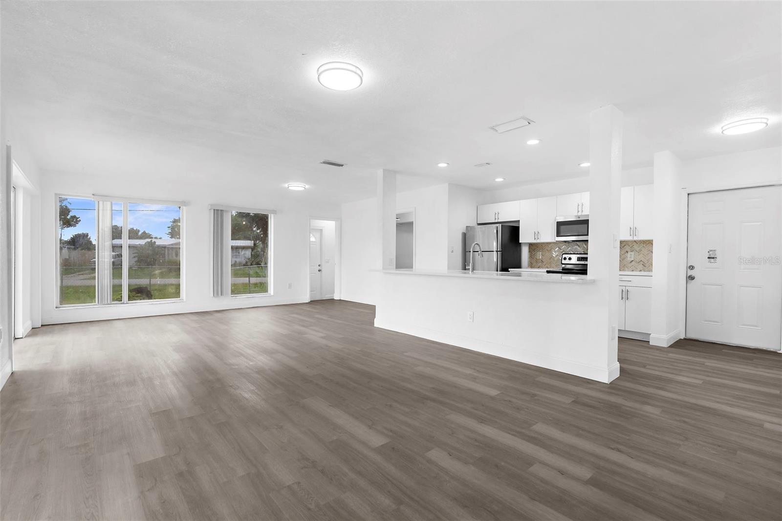 21530 GLENDALE AVE, PORT CHARLOTTE, FL, 33952