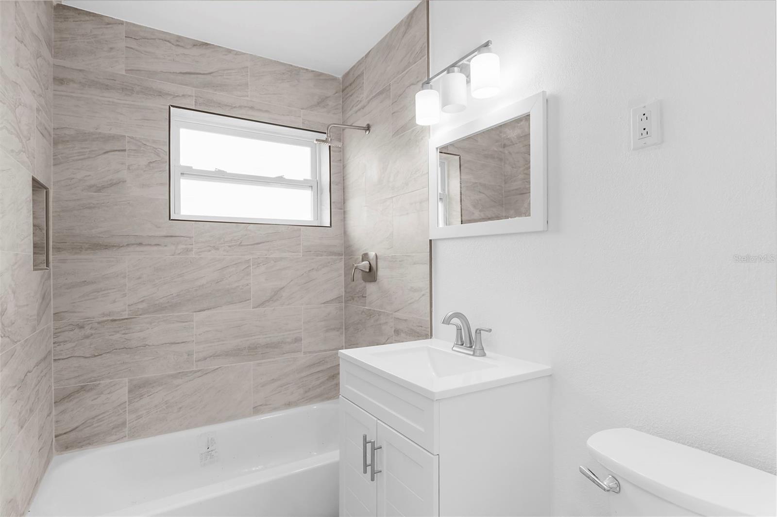 21530 GLENDALE AVE, PORT CHARLOTTE, FL, 33952