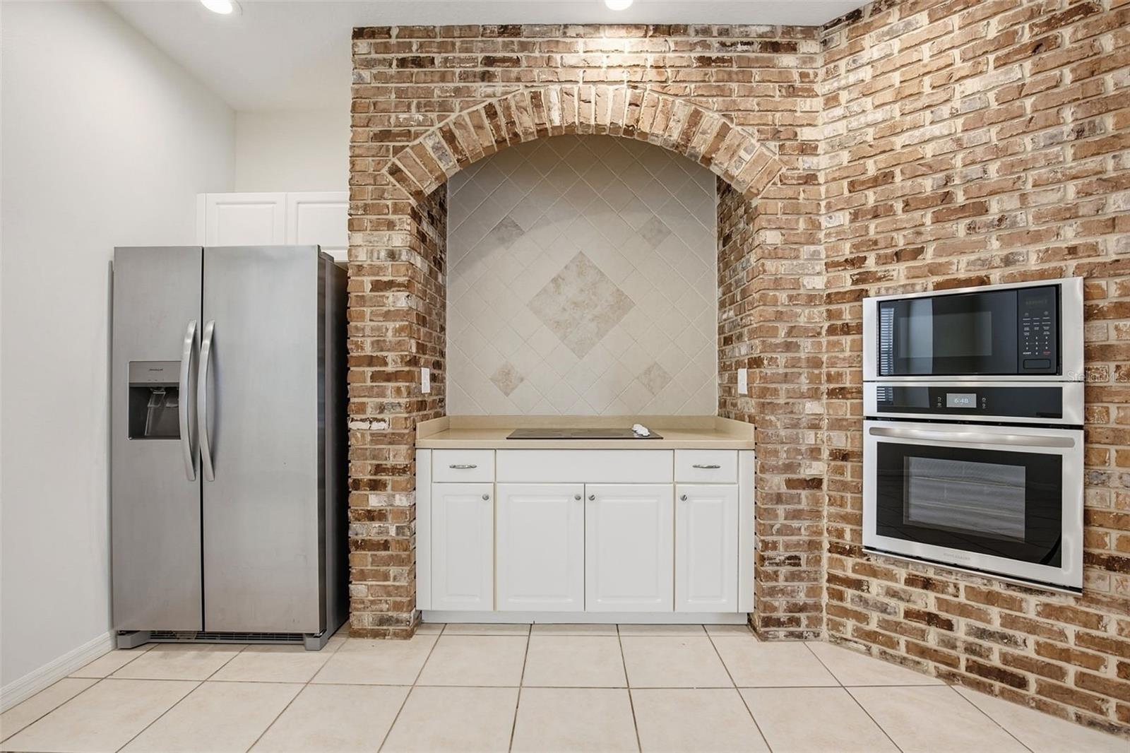 6648 THACKSTON DR, RIVERVIEW, FL, 33578