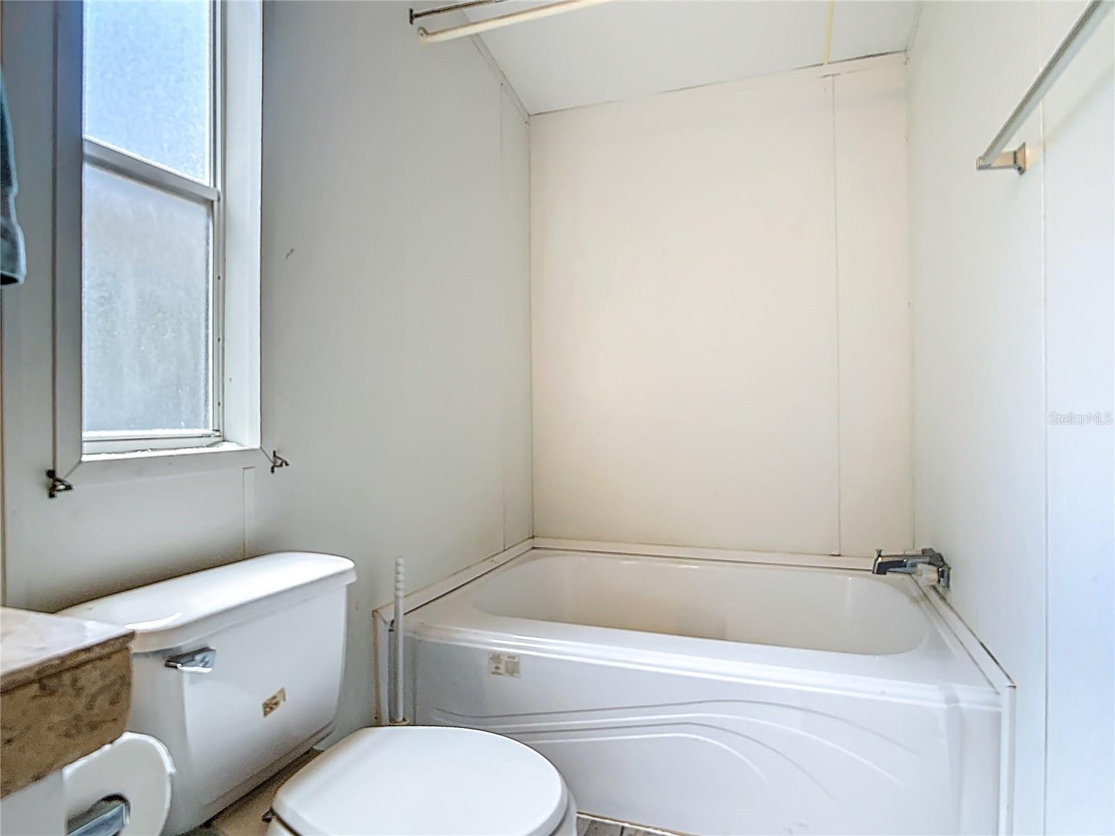 42316 POND VIEW LN, DELAND, FL, 32720