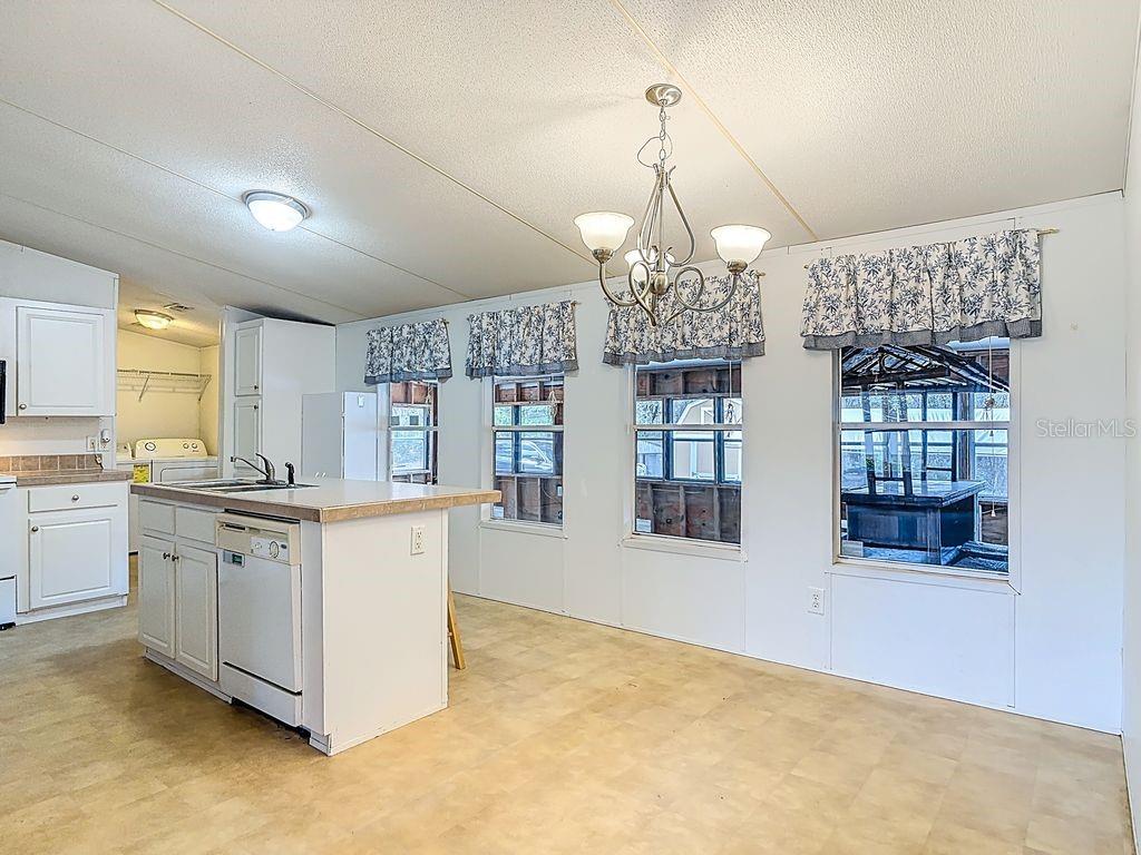 42316 POND VIEW LN, DELAND, FL, 32720