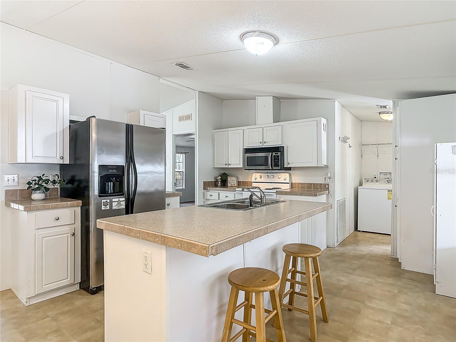 42316 POND VIEW LN, DELAND, FL, 32720