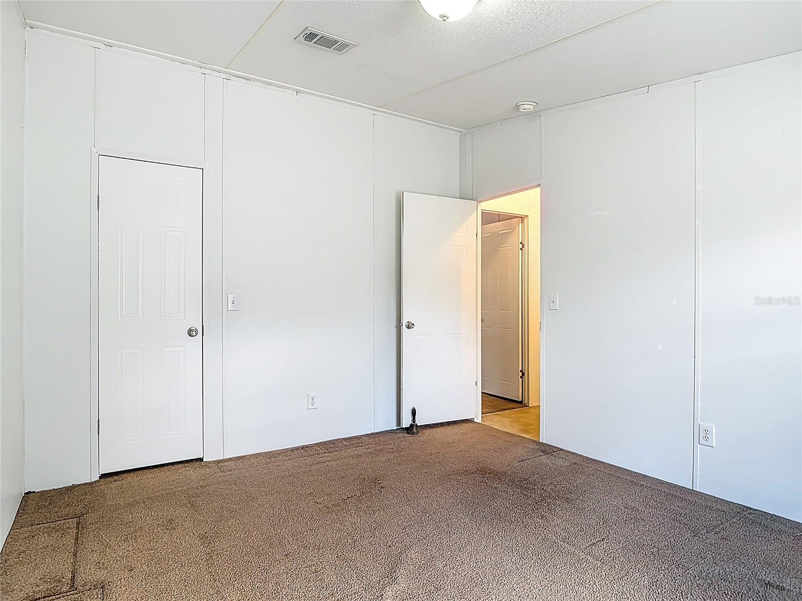 42316 POND VIEW LN, DELAND, FL, 32720