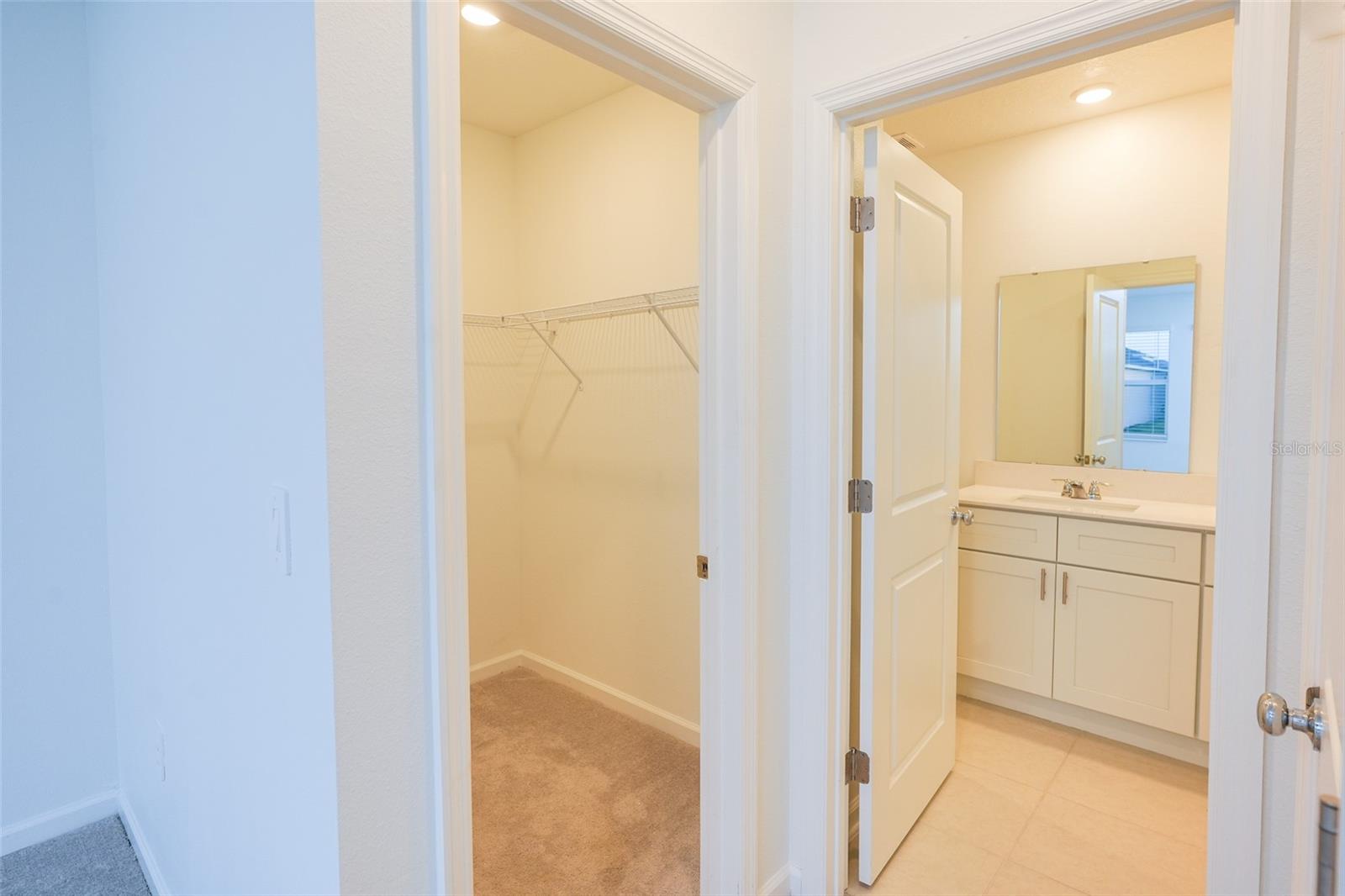 5645 LOGGIA LN, KISSIMMEE, FL, 34758