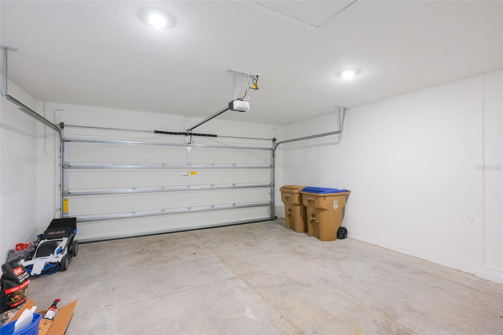 5645 LOGGIA LN, KISSIMMEE, FL, 34758