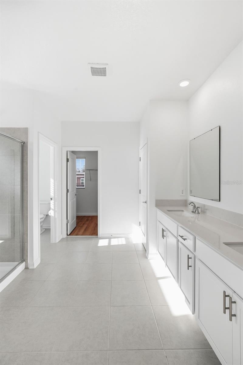 694 PERONI AVE, DEBARY, FL, 32713