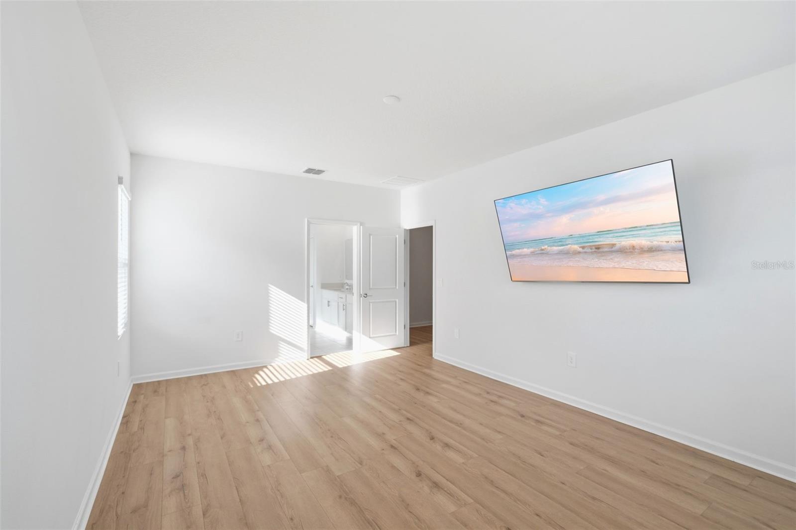 694 PERONI AVE, DEBARY, FL, 32713