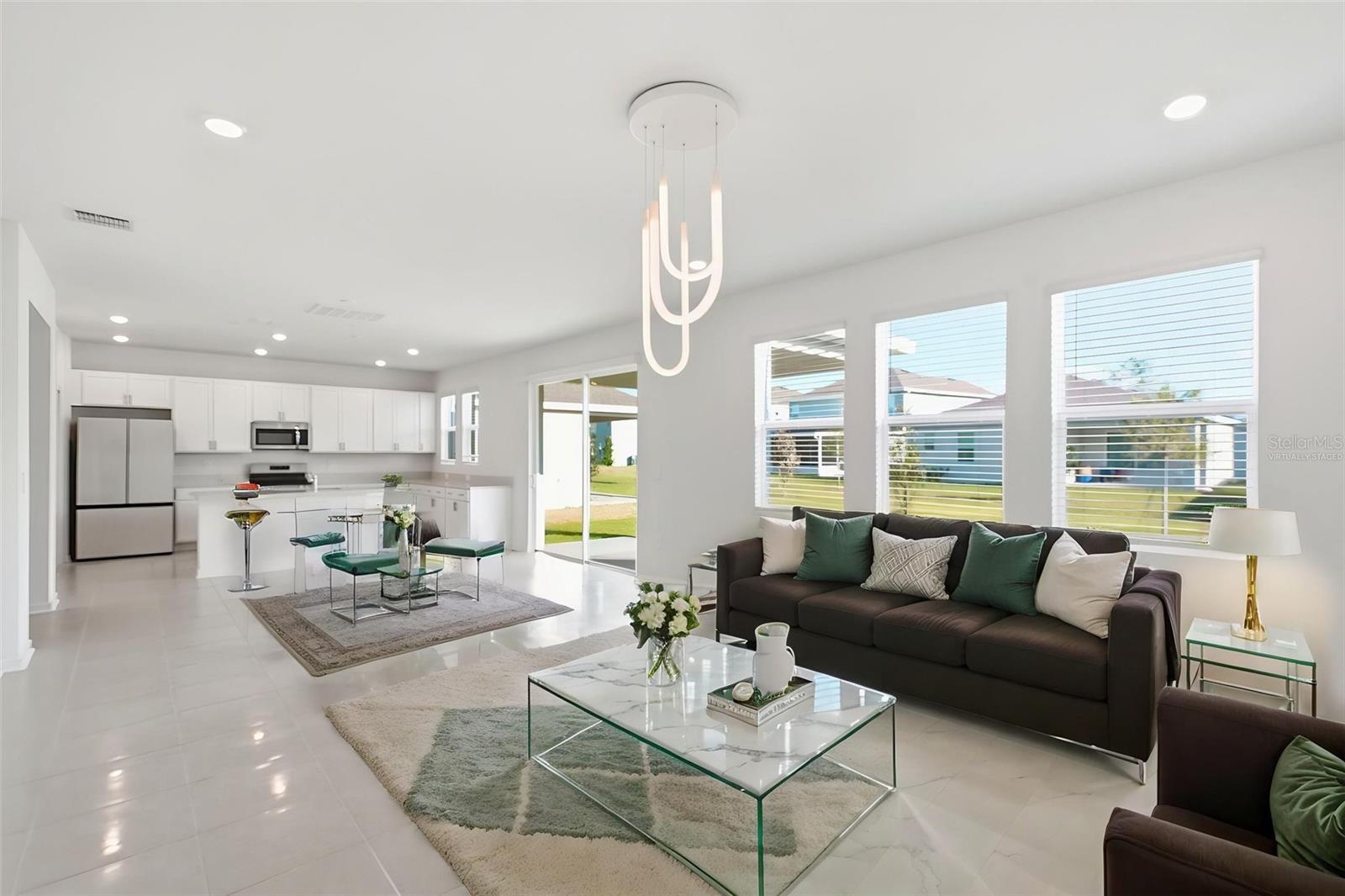 694 PERONI AVE, DEBARY, FL, 32713