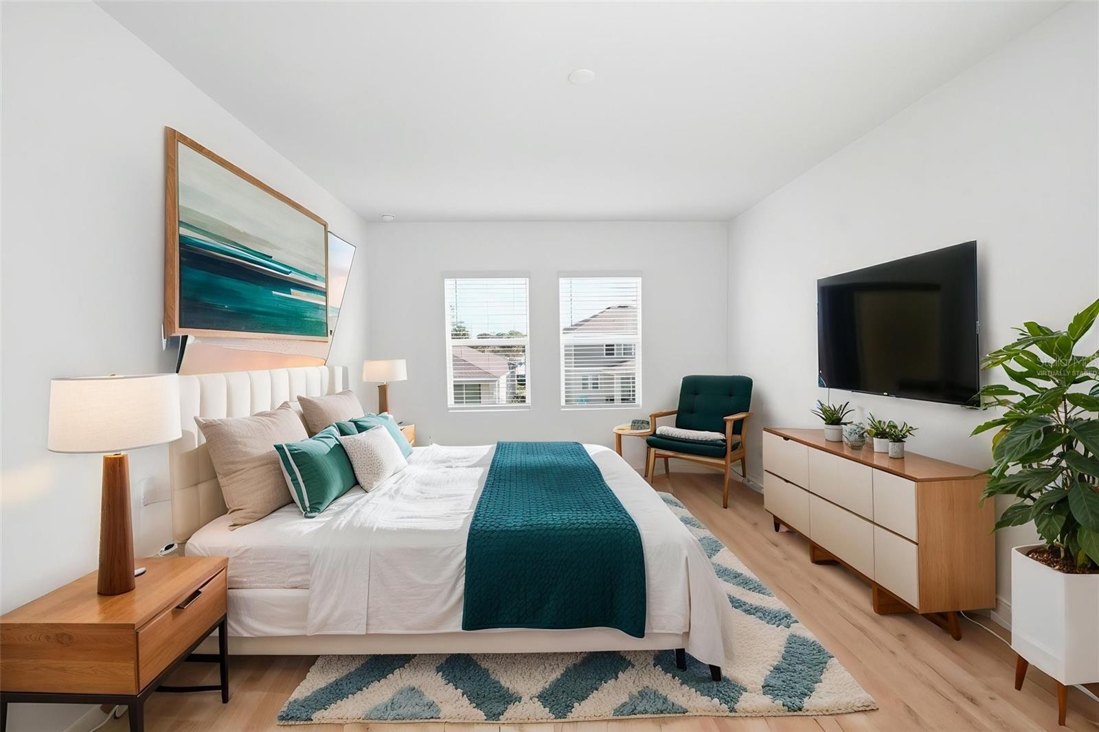 694 PERONI AVE, DEBARY, FL, 32713