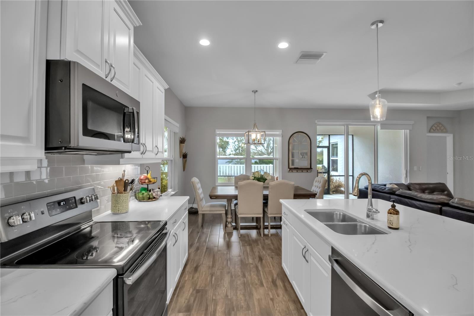 7798 RIDGELAKE CIR, BRADENTON, FL, 34203
