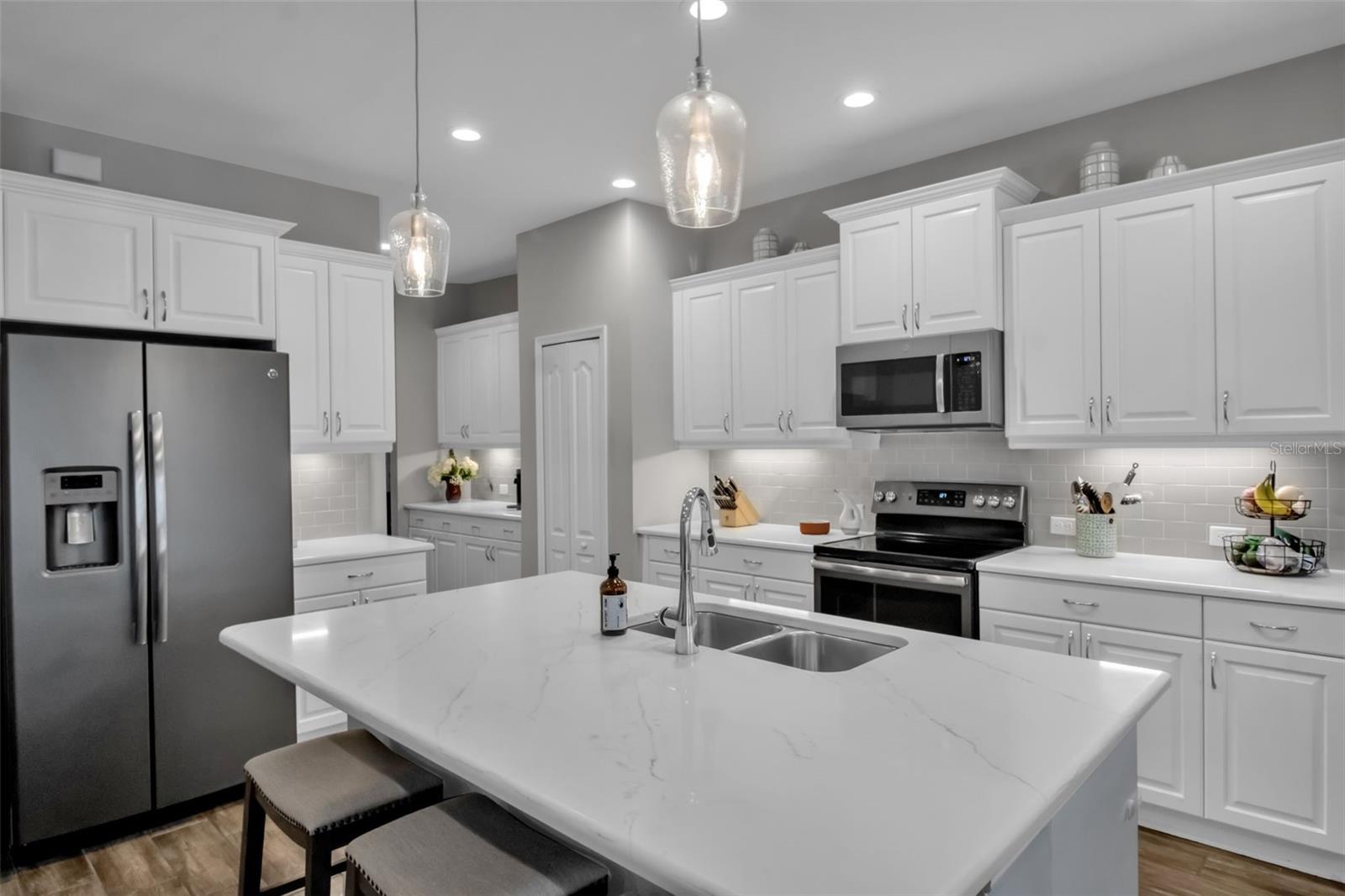 7798 RIDGELAKE CIR, BRADENTON, FL, 34203