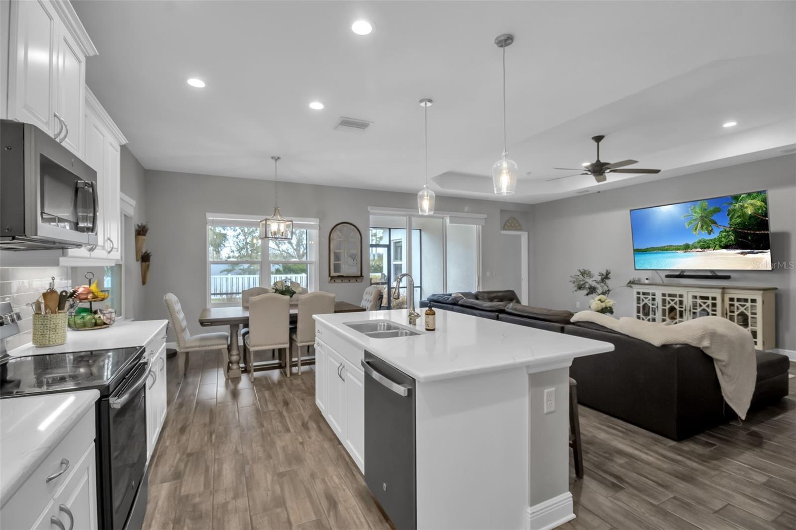 7798 RIDGELAKE CIR, BRADENTON, FL, 34203