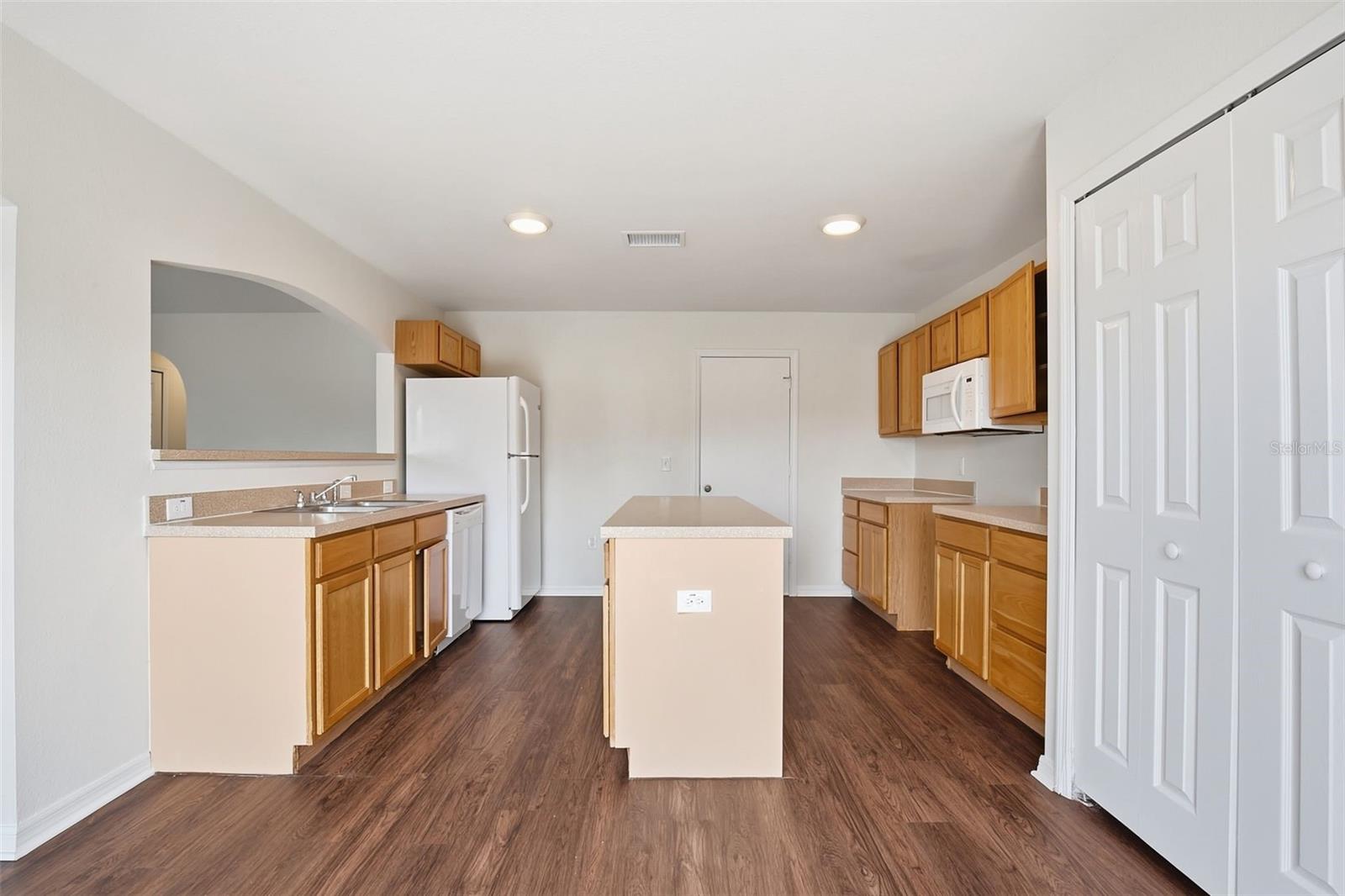 11331 IVY FLOWER LOOP, RIVERVIEW, FL, 33578