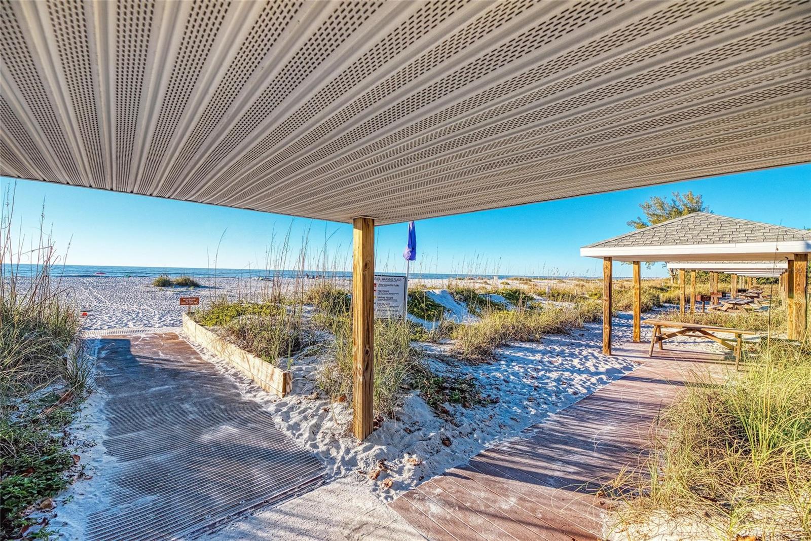 2115 CANNOLOT BLVD, PORT CHARLOTTE, FL, 33948