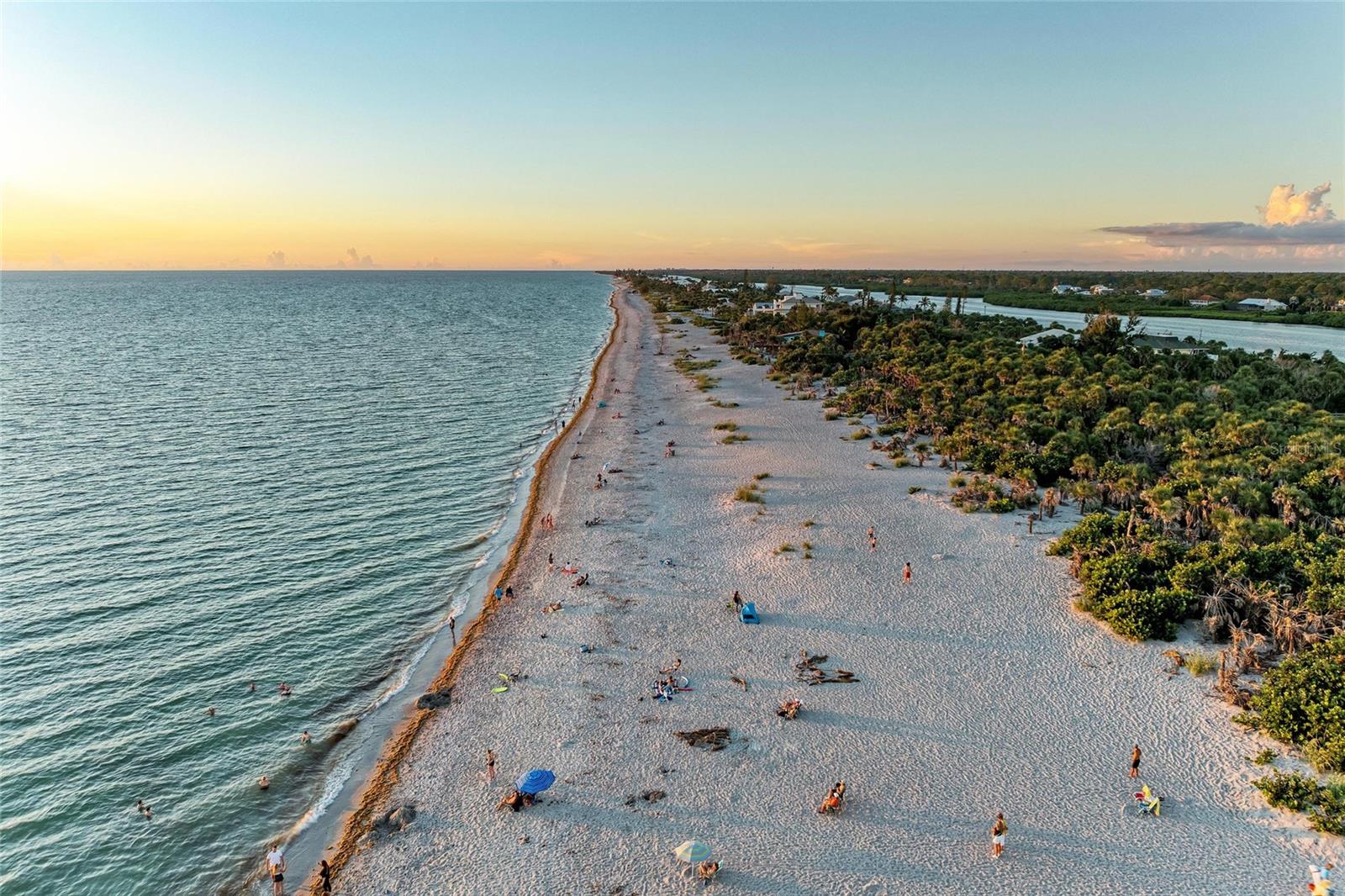 2115 CANNOLOT BLVD, PORT CHARLOTTE, FL, 33948