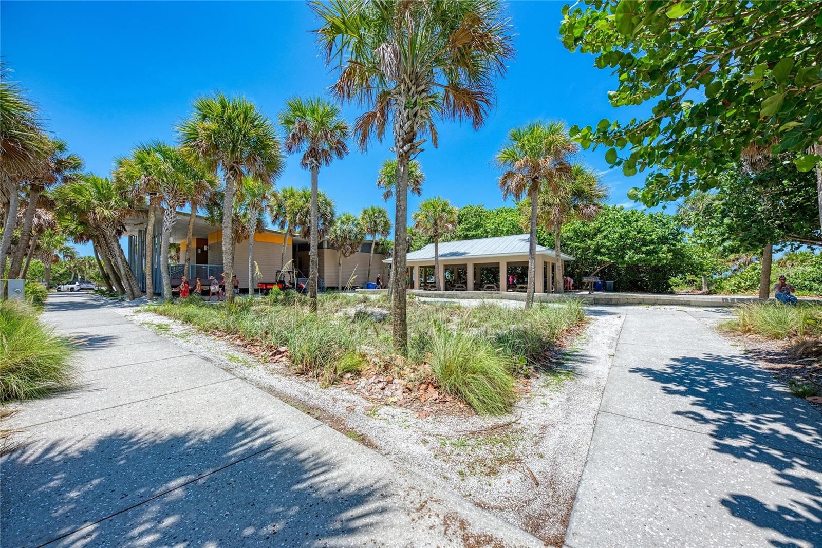 2115 CANNOLOT BLVD, PORT CHARLOTTE, FL, 33948