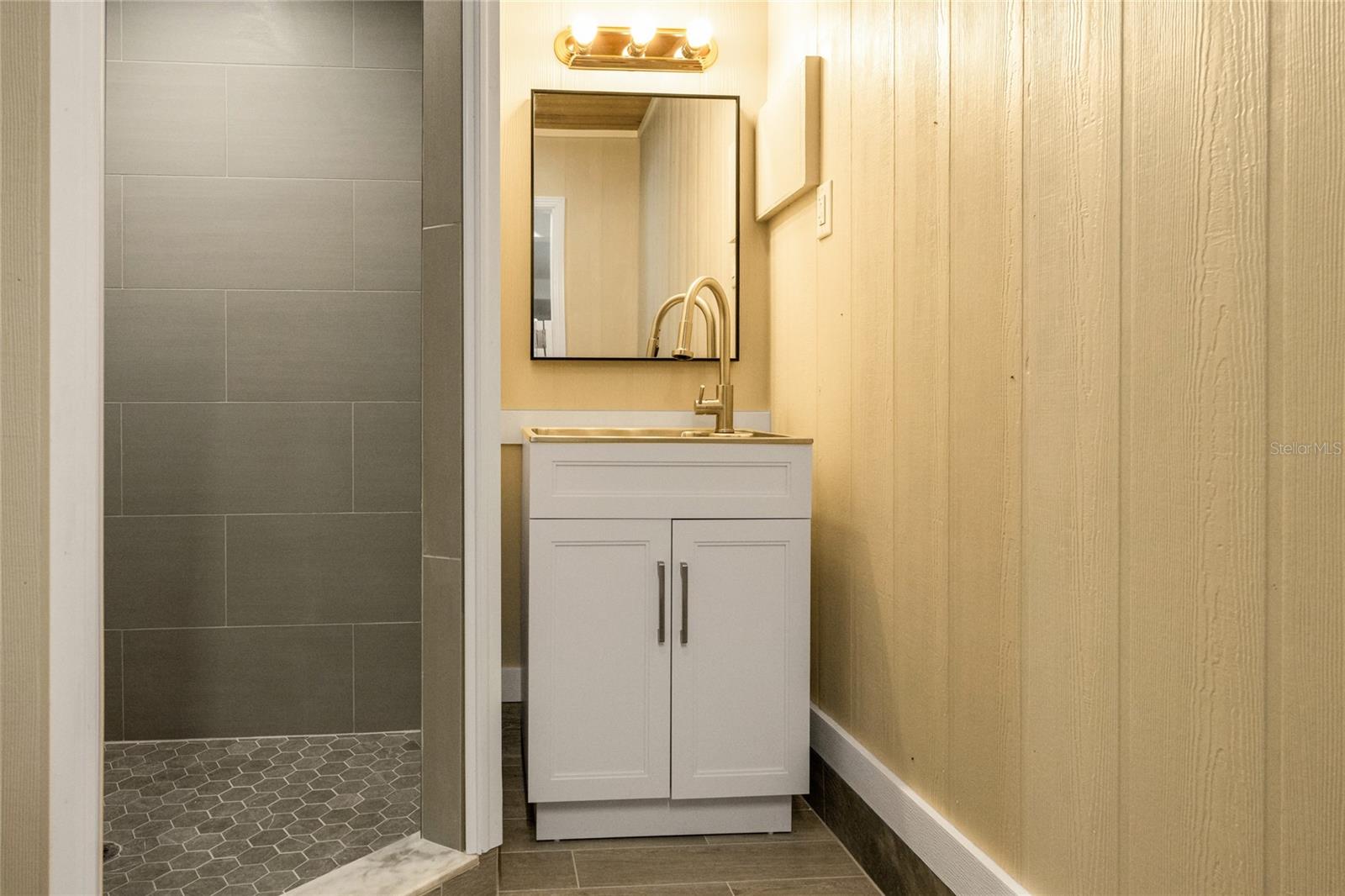 6875 MANASOTA KEY RD, ENGLEWOOD, FL, 34223