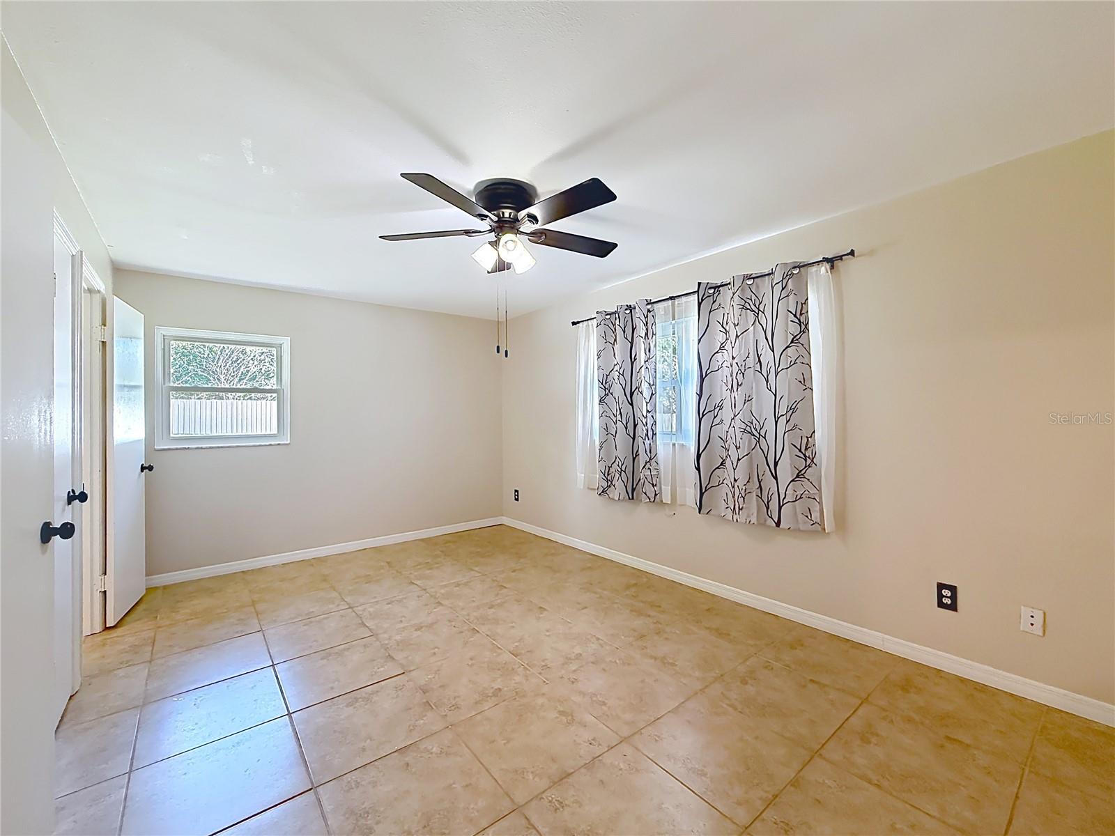 11404 SE 56TH AVE, BELLEVIEW, FL, 34420