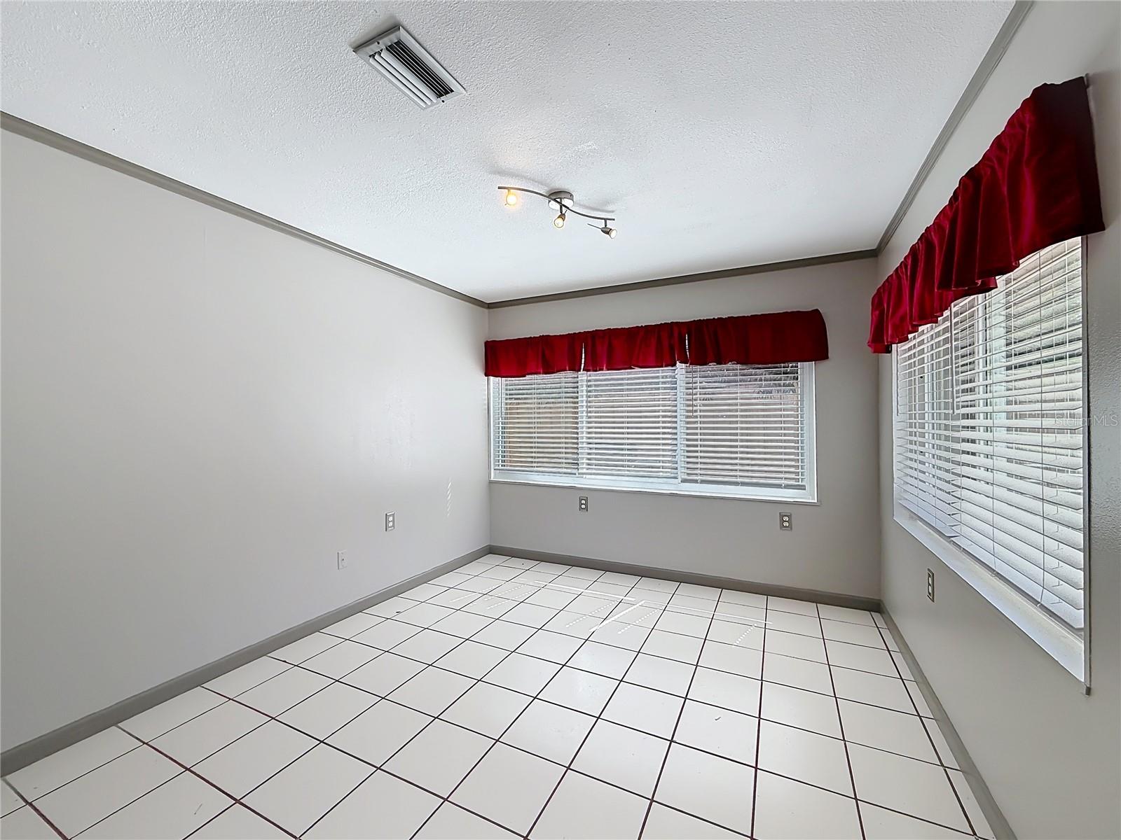 11404 SE 56TH AVE, BELLEVIEW, FL, 34420