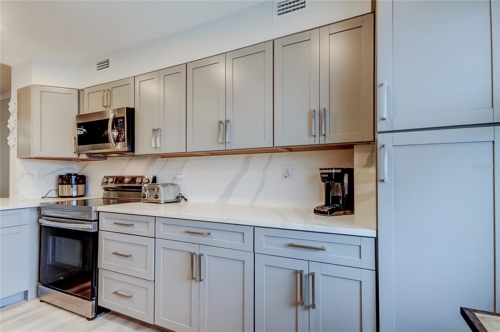 7321 CENTRAL AVE #301, ST PETERSBURG, FL, 33710