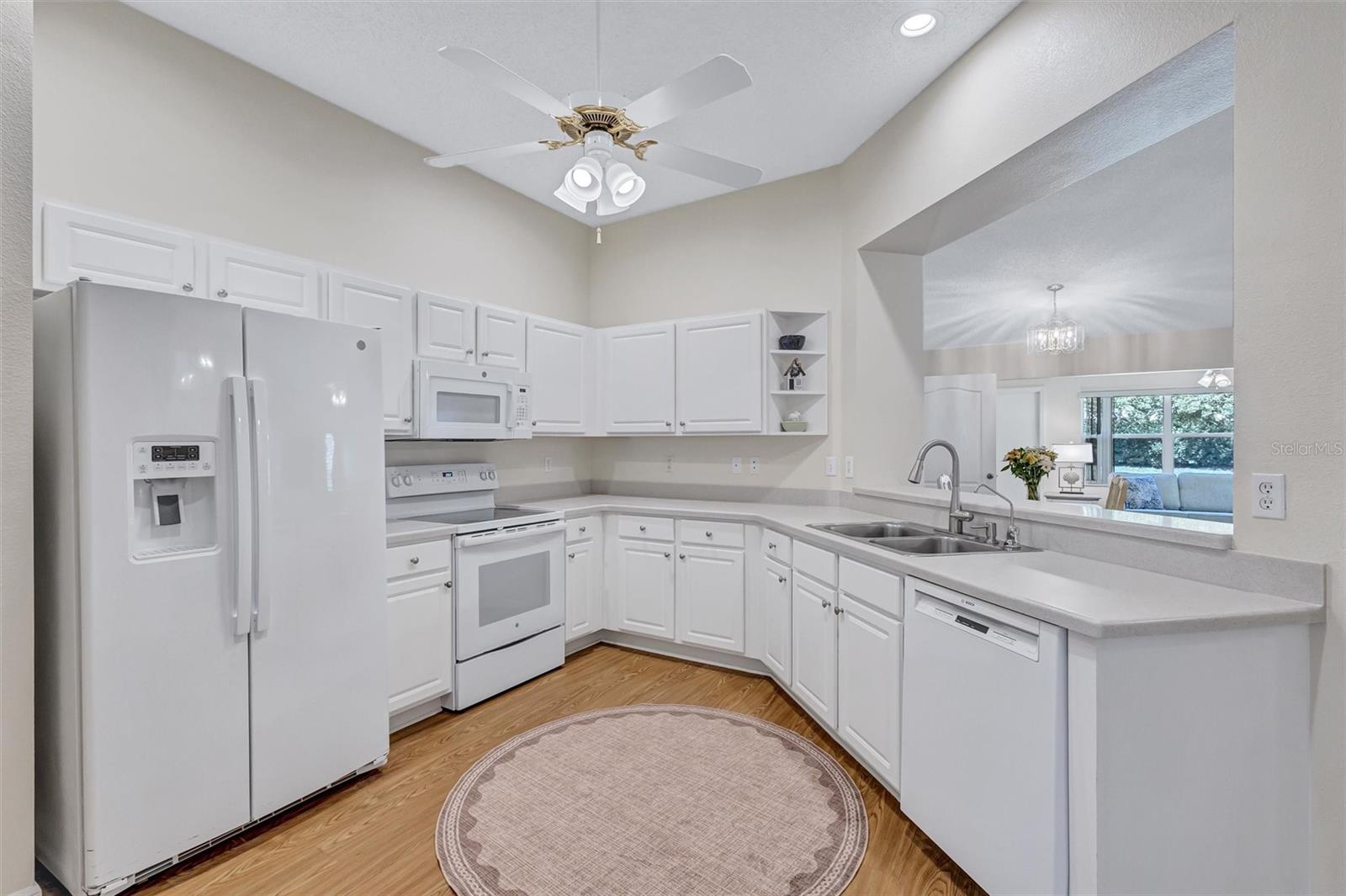2215 WORTHINGTON GREENS DR #20, SUN CITY CENTER, FL, 33573