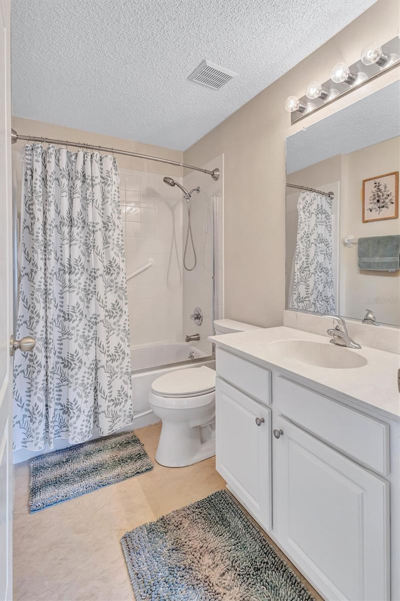 2215 WORTHINGTON GREENS DR #20, SUN CITY CENTER, FL, 33573