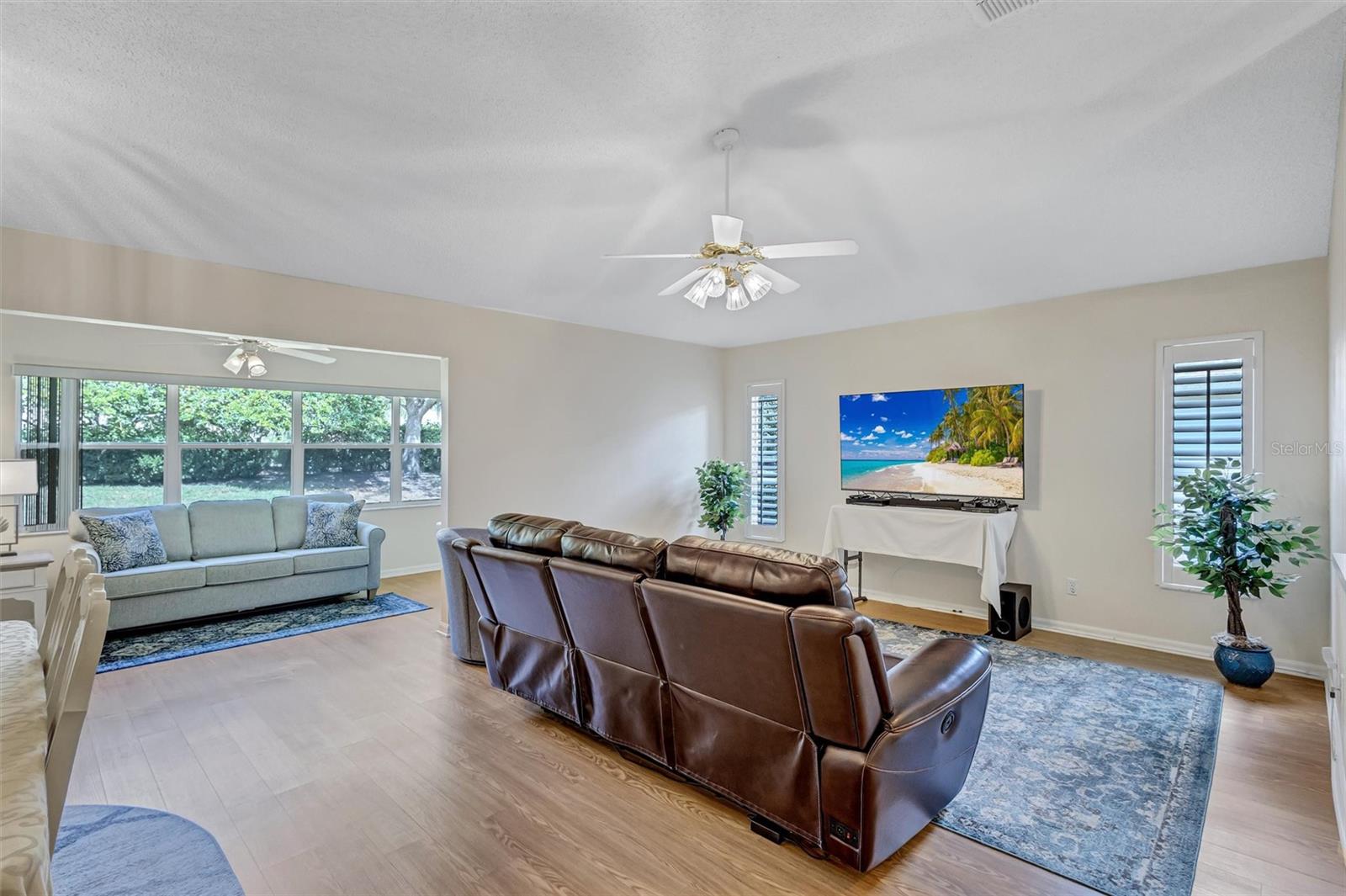 2215 WORTHINGTON GREENS DR #20, SUN CITY CENTER, FL, 33573