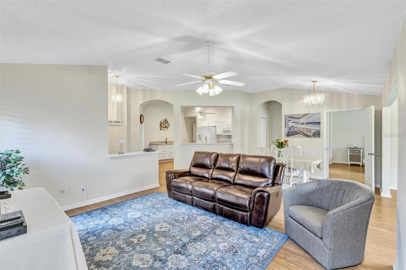 2215 WORTHINGTON GREENS DR #20, SUN CITY CENTER, FL, 33573