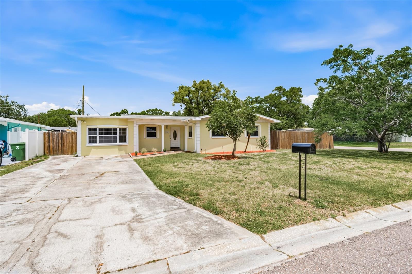 4711 W BEAUMONT ST, TAMPA, FL, 33611