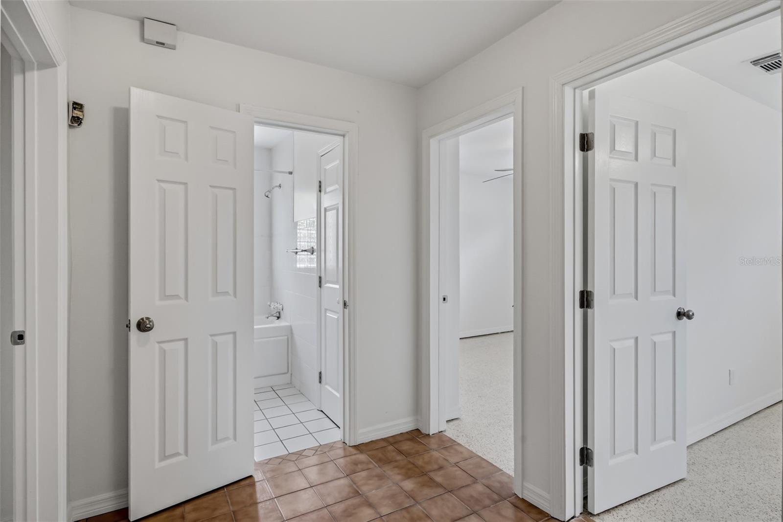 4711 W BEAUMONT ST, TAMPA, FL, 33611