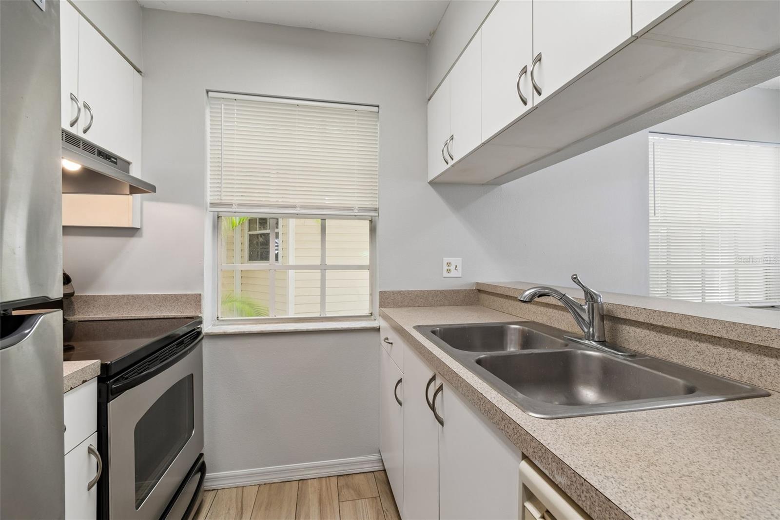 6915 STONES THROW CIR N #3106, ST PETERSBURG, FL, 33710