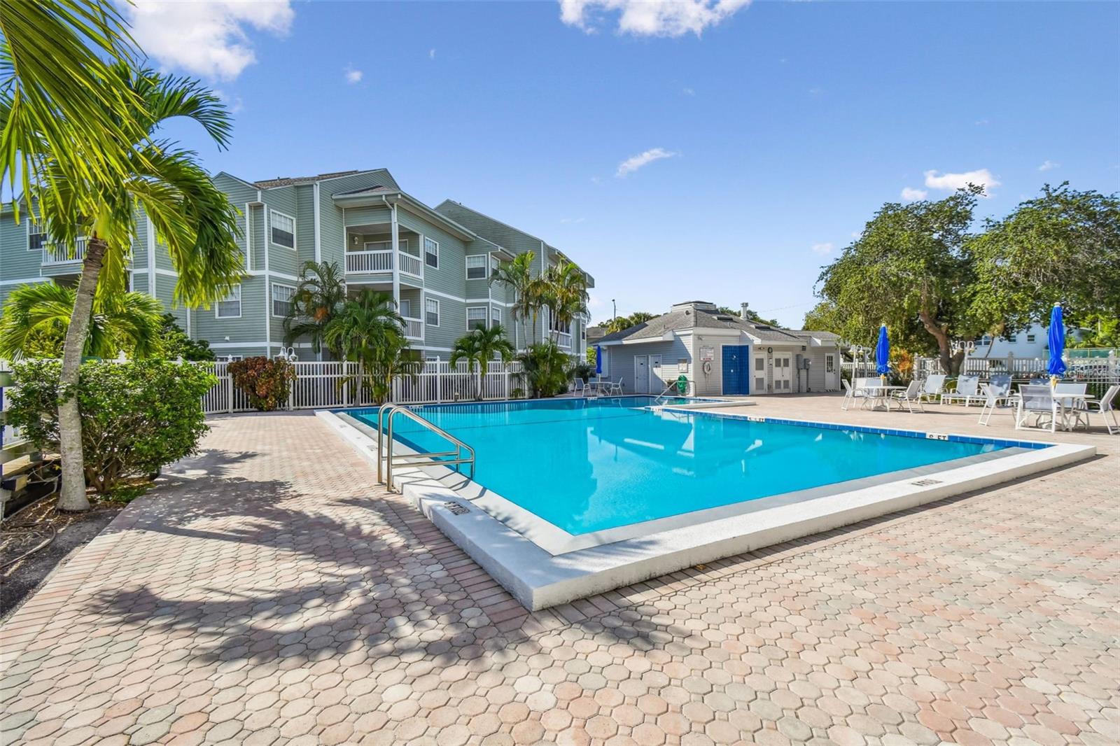 6915 STONES THROW CIR N #3106, ST PETERSBURG, FL, 33710