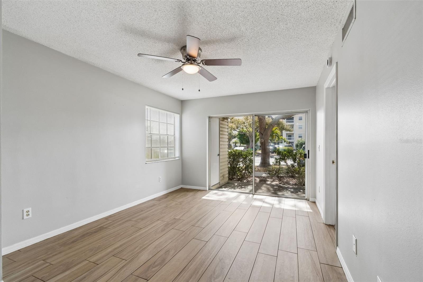 6915 STONES THROW CIR N #3106, ST PETERSBURG, FL, 33710
