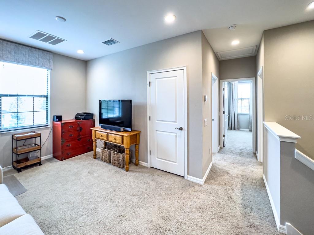 5742 CIRCA FISHHAWK BLVD, LITHIA, FL, 33547