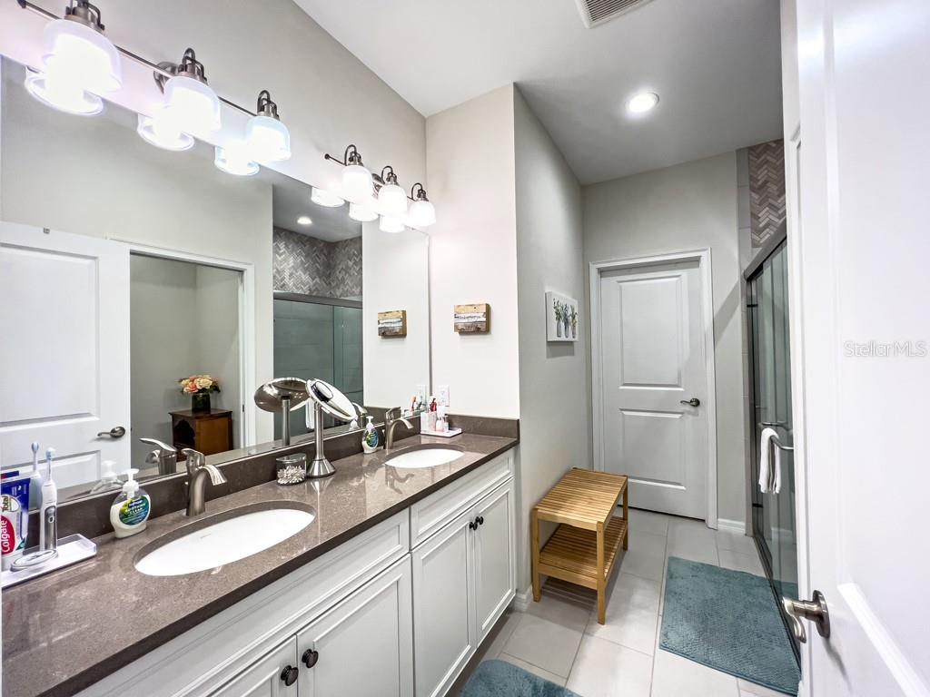 5742 CIRCA FISHHAWK BLVD, LITHIA, FL, 33547