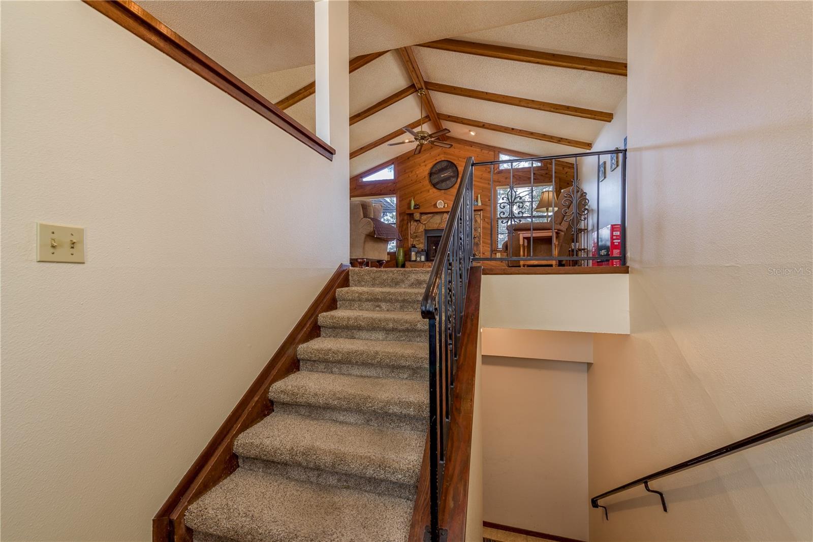 1462 LAKEVIEW DR, TARPON SPRINGS, FL, 34689