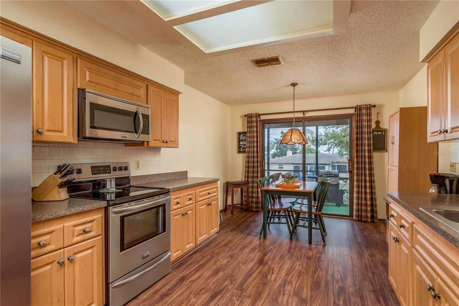 1462 LAKEVIEW DR, TARPON SPRINGS, FL, 34689